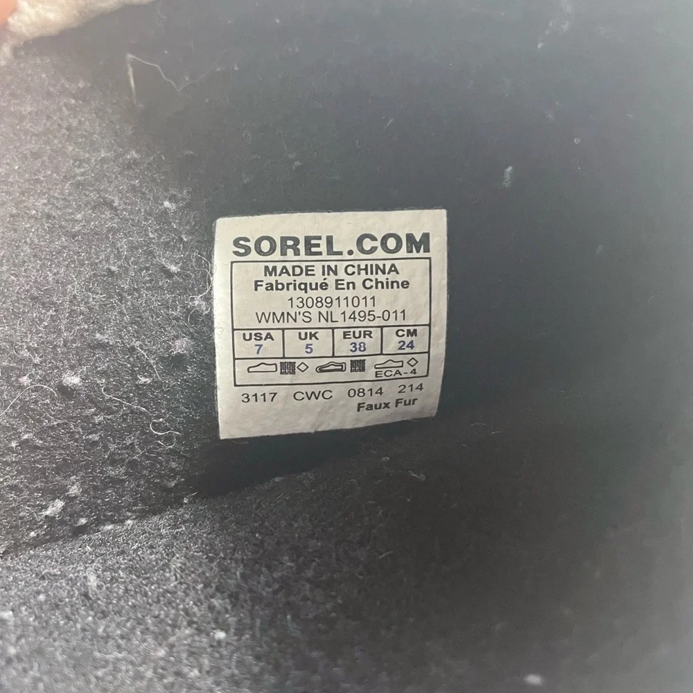 SOREL Black Winter Boots Size 7 - Picture 6 of 6